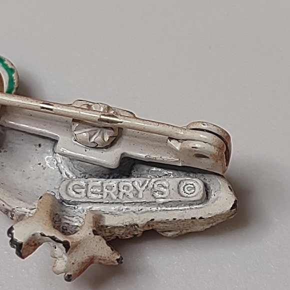 Vintage Gerry's Tiny Little Metal Cute Duck Pin - Picture 6 of 8